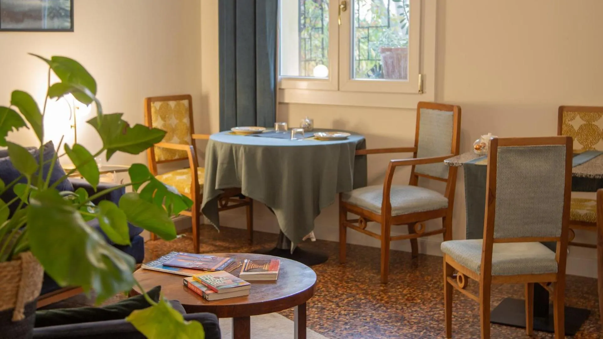 **  Good Morning Bologna Bed & Breakfast Italy